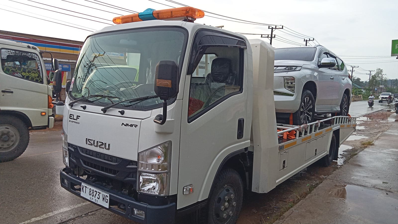 Towing Expedisi Menara